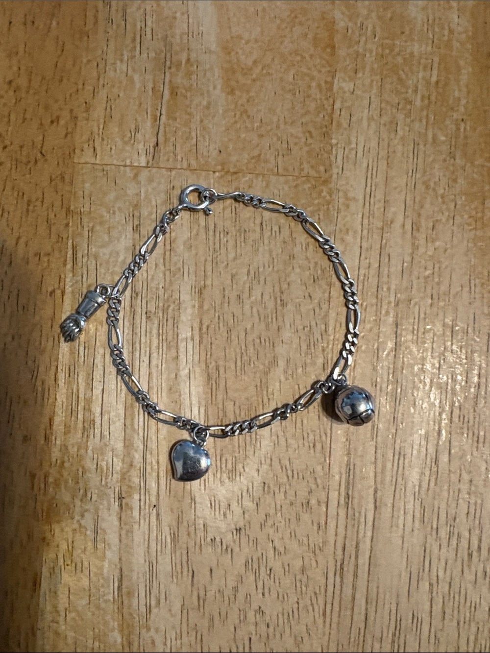 Silver Heart & Charm Women's Bracelet - Elegant Silver Tone